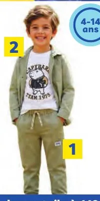 1 Pantalon en toile / 2 T-shirt + chemise oxford